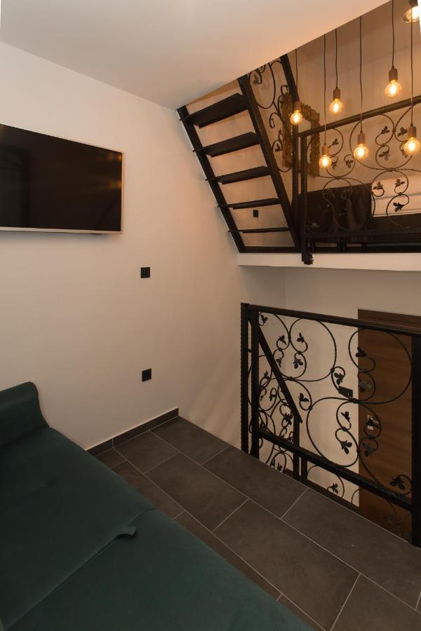 Amaizing Apartment Near Airport Kaštel Štafilić Екстериор снимка